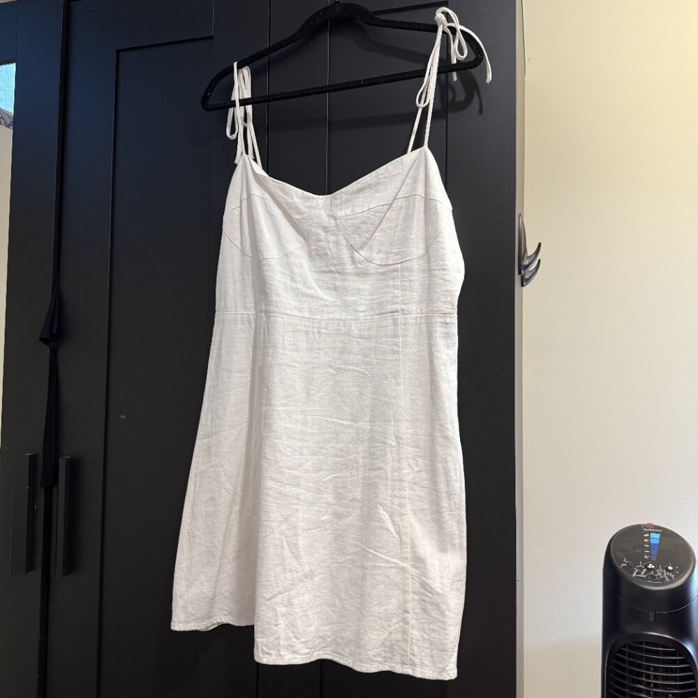 DYNAMITE - Bustier Mini Linen Dress (white, sz L)